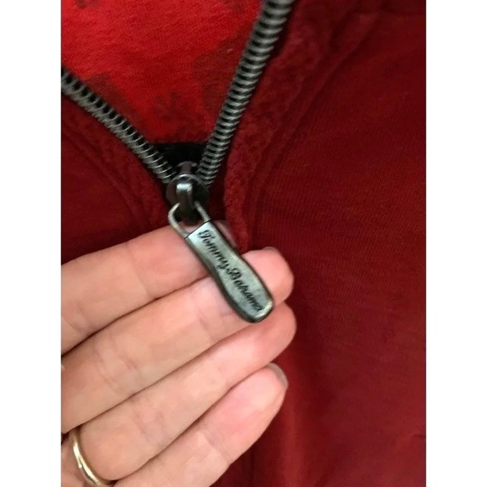 Tommy Bahama length 27
